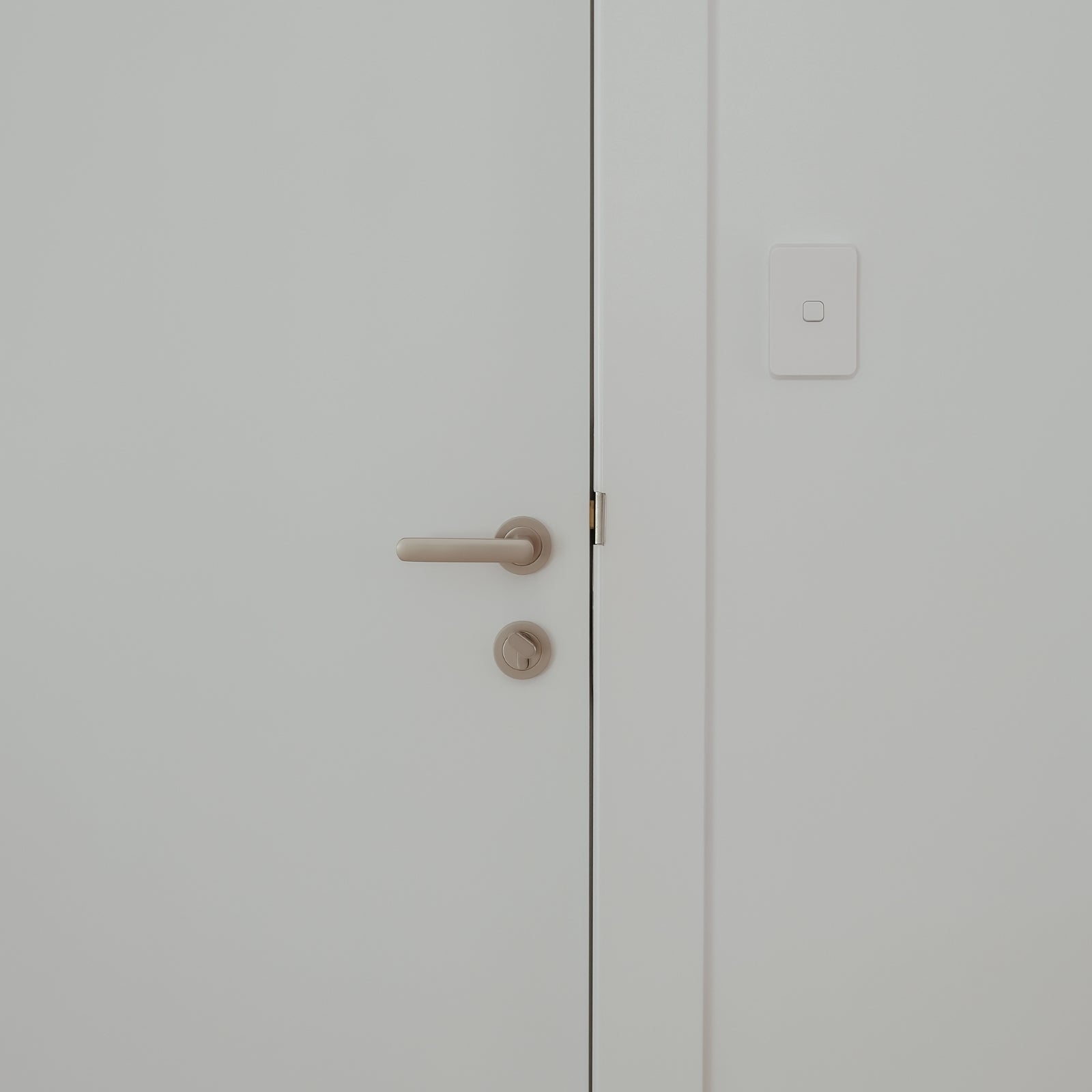Lifestyle Image Iver Osaka Lever Round Rose Entrance Kit with Separate High Security Lock Satin Nickel 20779KENTR60KT - The Blue Space