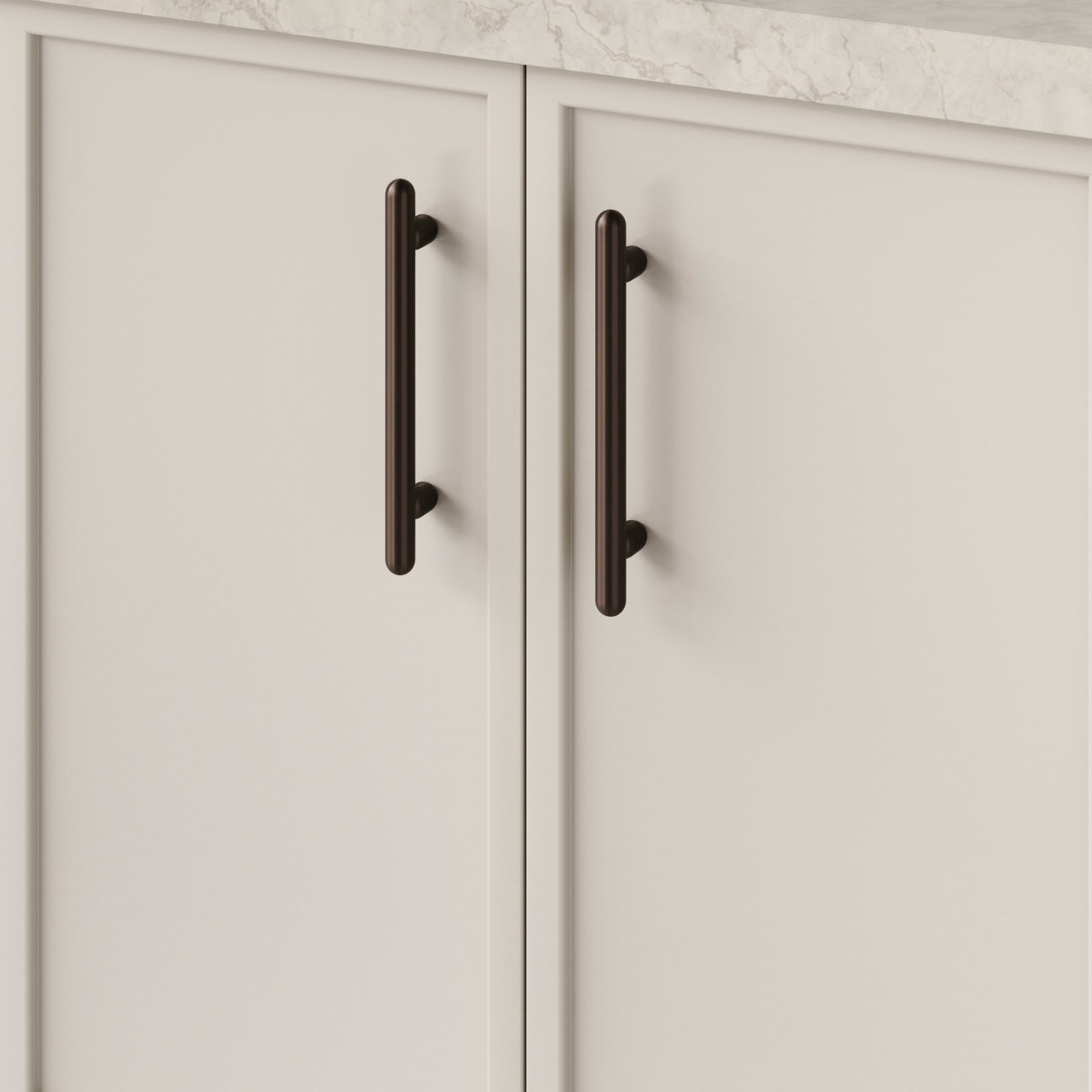 Detail1 Iver Puerto 160mm Cabinet Pull Handle Signature Brass 24042 - The Blue Space