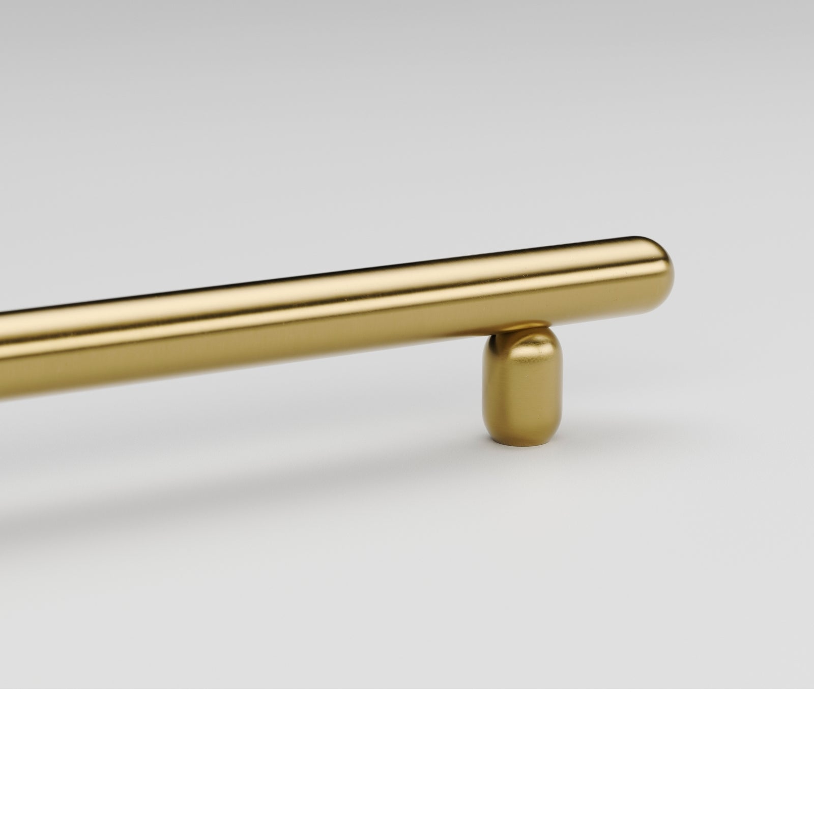 Detail2 Iver Puerto 256mm Cabinet Pull Handle Brushed Gold PVD 24050 - The Blue Space