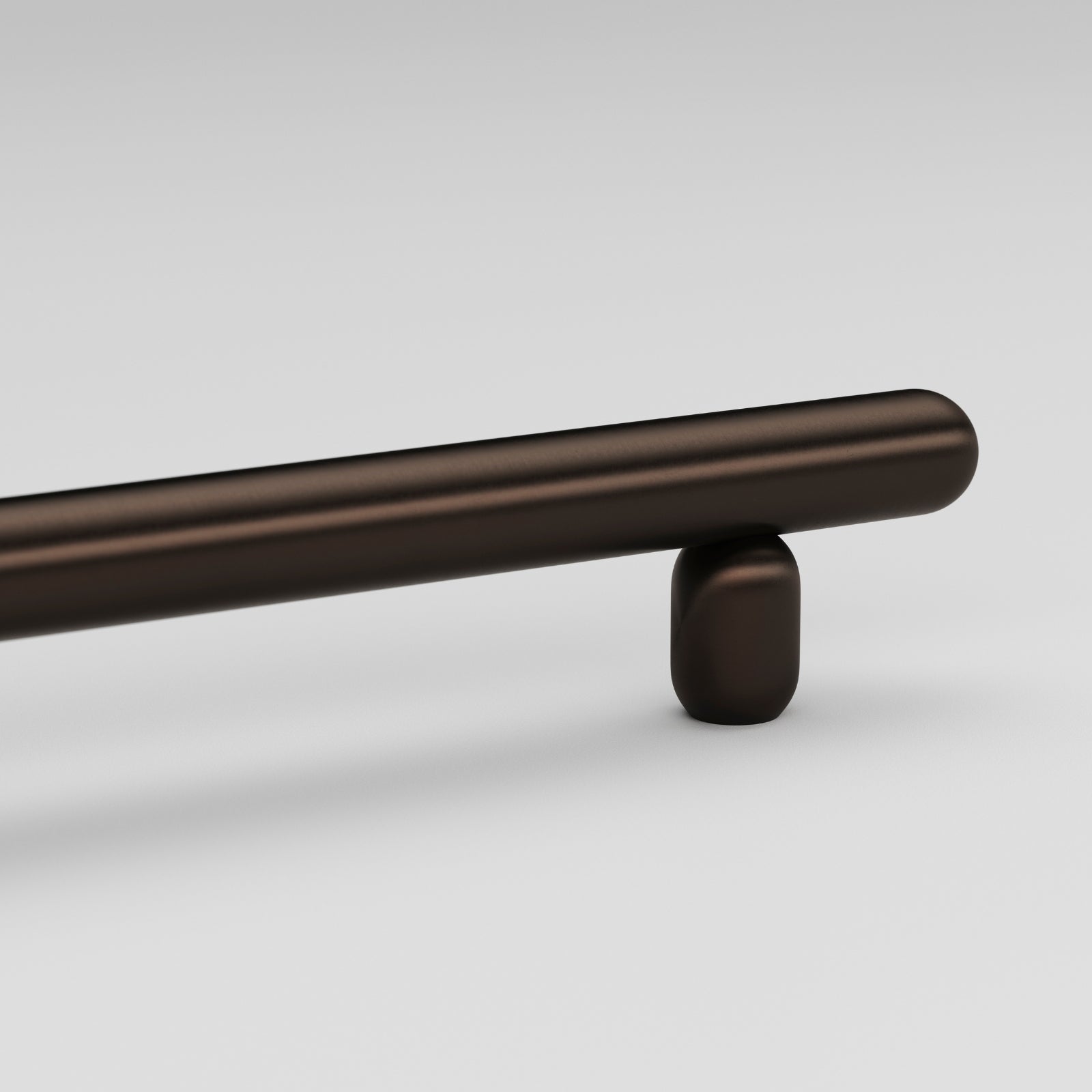 Detail2 Iver Puerto 256mm Cabinet Pull Handle Signature Brass 24052 - The Blue Space