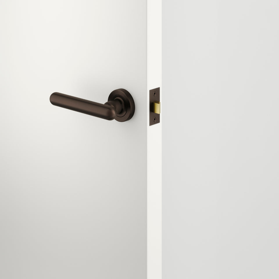 Iver Puerto Lever Round Rose Passage Kit Signature Brass