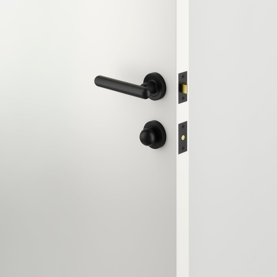 Iver Puerto Lever Round Rose Privacy Kit with Separate Privacy Turn Matte Black
