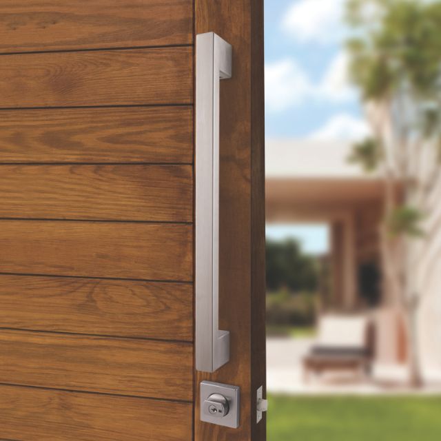 Lockwood Paradigm Pull Handle Lockset - Single Cylinder Deadlatch Stainless Steel