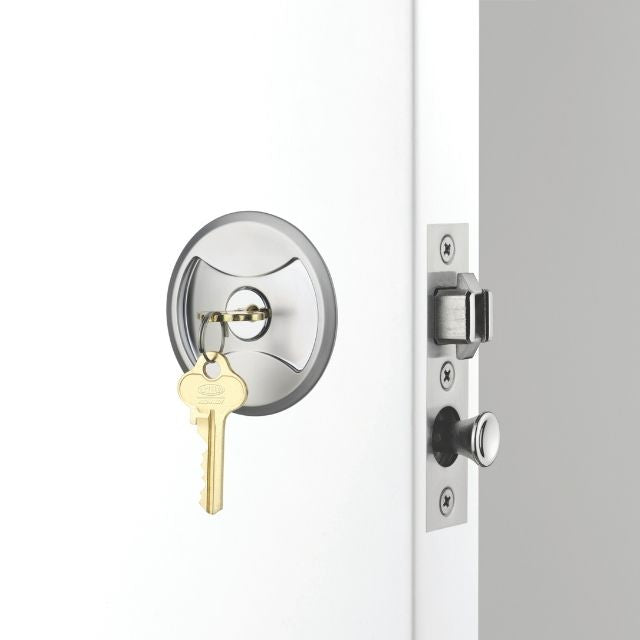 Lifestyle with Key Lockwood Symmetry Round Cavity Sliding Door Entrance Set Satin Pearl Dp 7444SPDP - The Blue Space