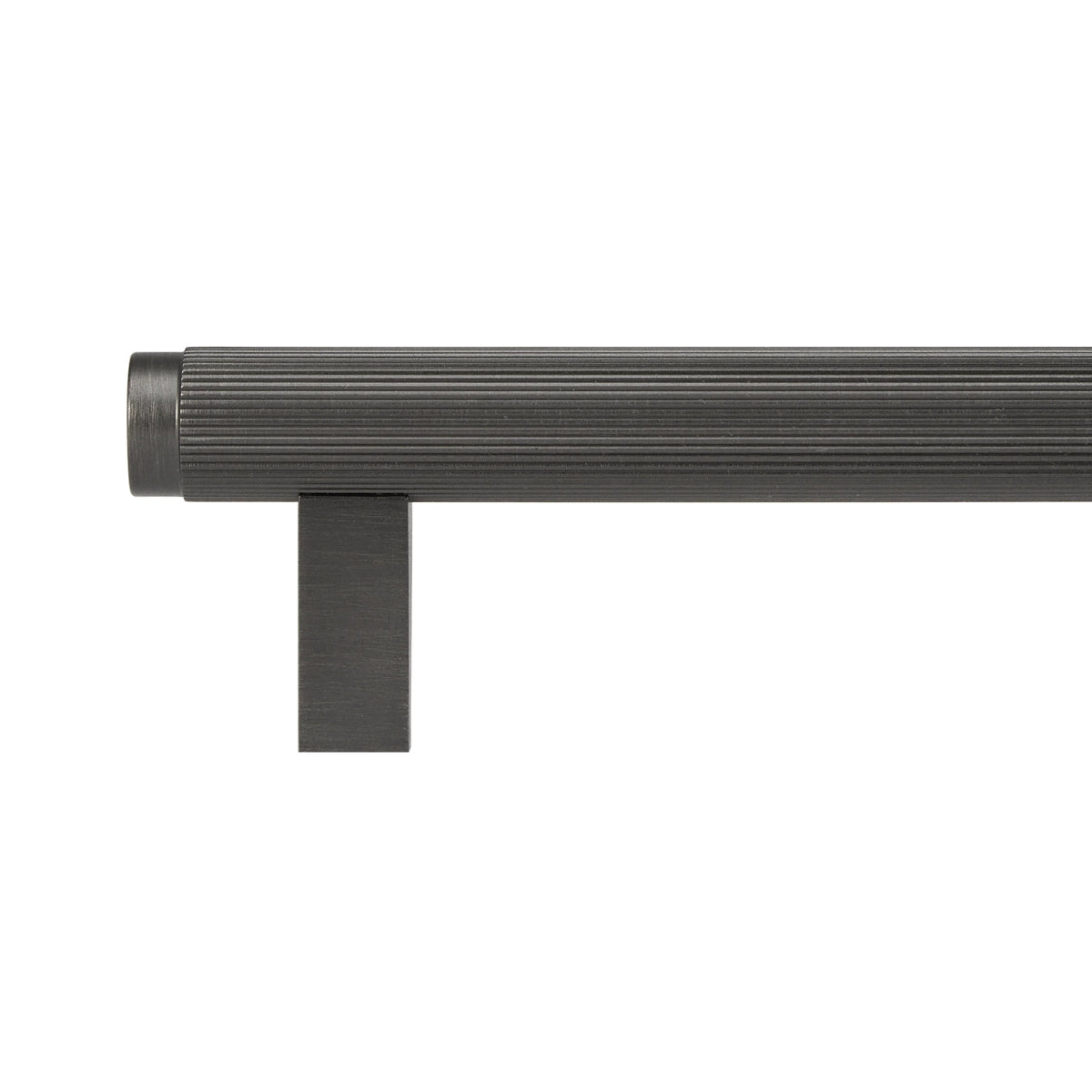 Momo Bellevue Lined Bar Pull Gunmetal P-BVPLD160.GNM - The Blue Space