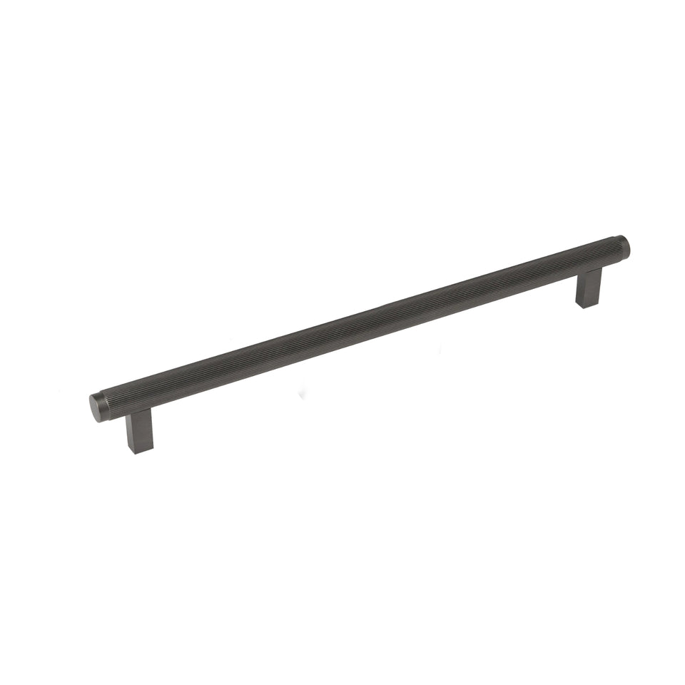 Momo Handles Bellevue Lined Bar Pull Gunmetal
