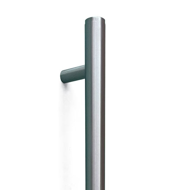 Momo Bellevue Plain Entry Pull Handle Dull Brushed Nickel BVEPPL.DBR - The Blue Space