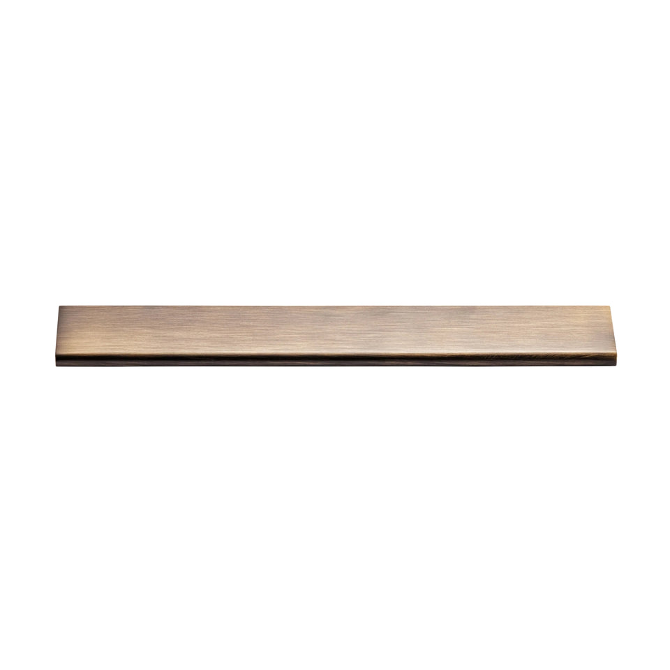 Momo Handles Chelsea Lip Pull Handle Bronze