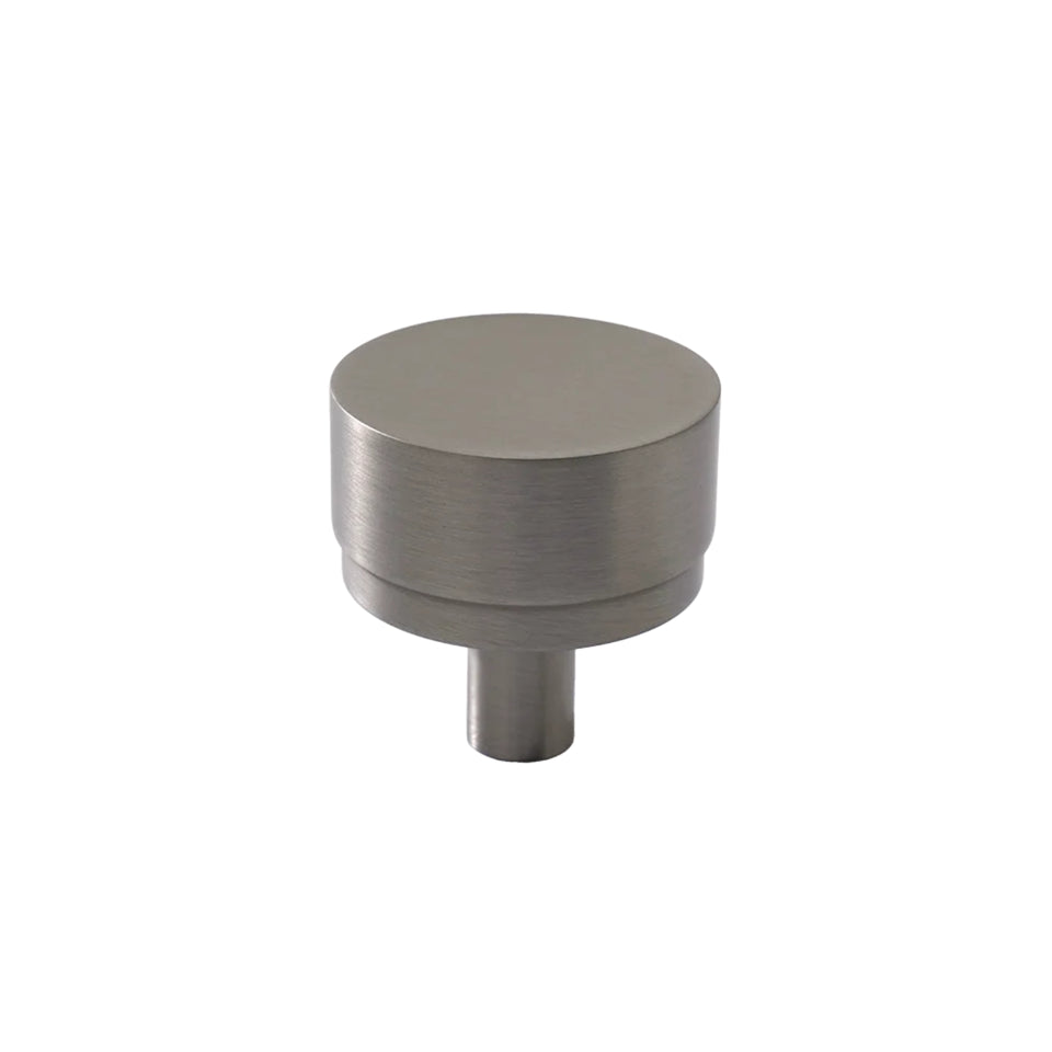 Momo Handles Bellevue Knob Brushed Nickel