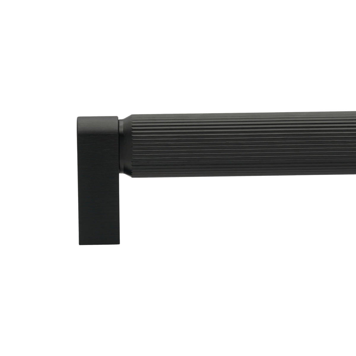 New Line Drawing Momo Handles Brooklyn D Handle Brushed Black BKN0676.160.BBL