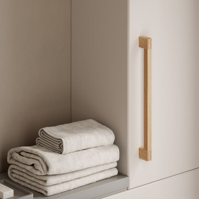 Lifestyle Momo Handles Hako Big Handle Oak HKO0705.480.OAK - The Blue Space