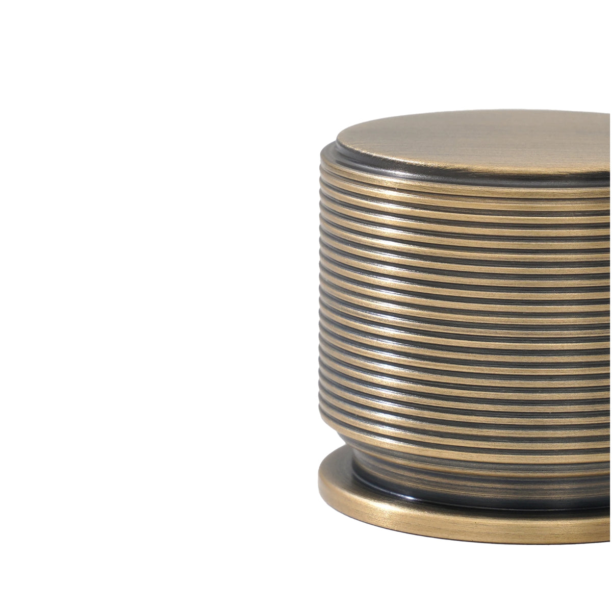 Detail Momo Handles Sussex Knob Brushed Brass SRKL035.DBB - The Blue Space