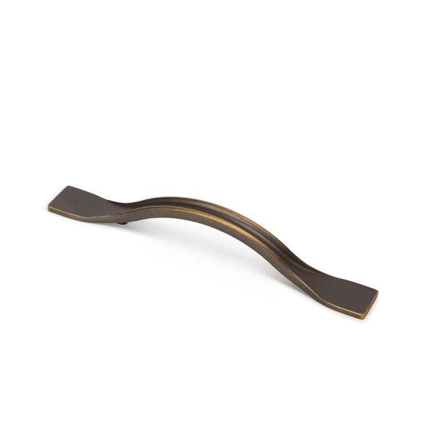 Momo Raviolo Bow Handle - 96mm - Antique Brass