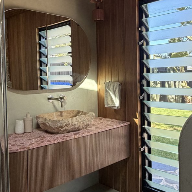 A Vanity Built for the Space