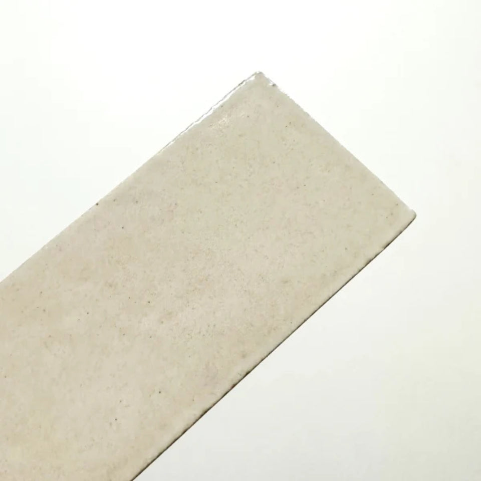 Off-White Evelyn Handmade Gloss Bejmat 50 x 150 x 12mm