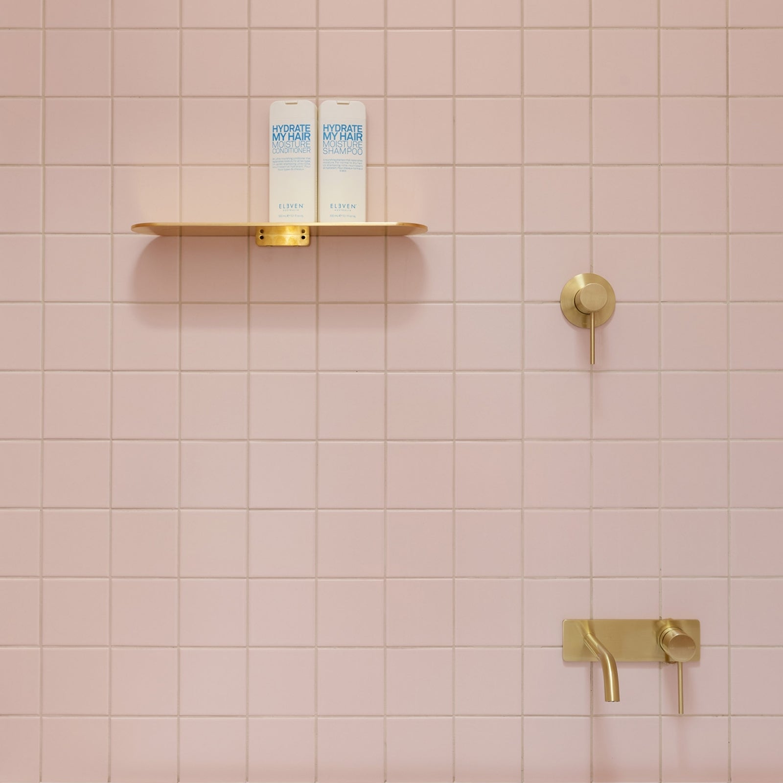 {"type":"root","children":[{"type":"paragraph","children":[{"type":"text","value":"The Impact of Tiles on Property Value"}]}]}