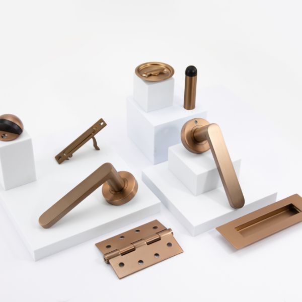 Lockwood Vivid V3 Privacy Lever Door Handle Set Round Rose Satin Bronze
