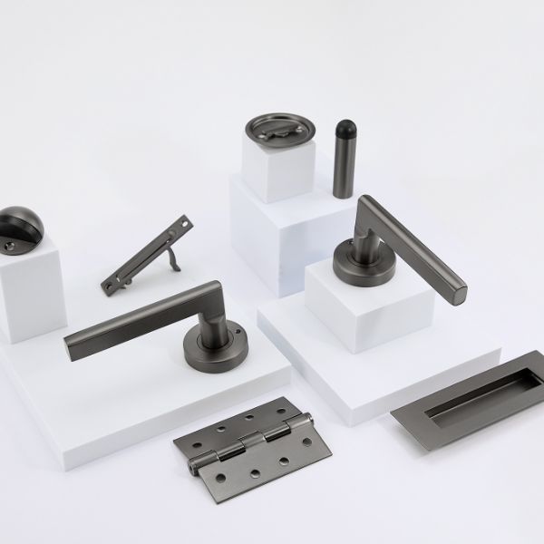 Lockwood Vivid V4 Passage Lever Door Handle Set Round Rose Gunmetal