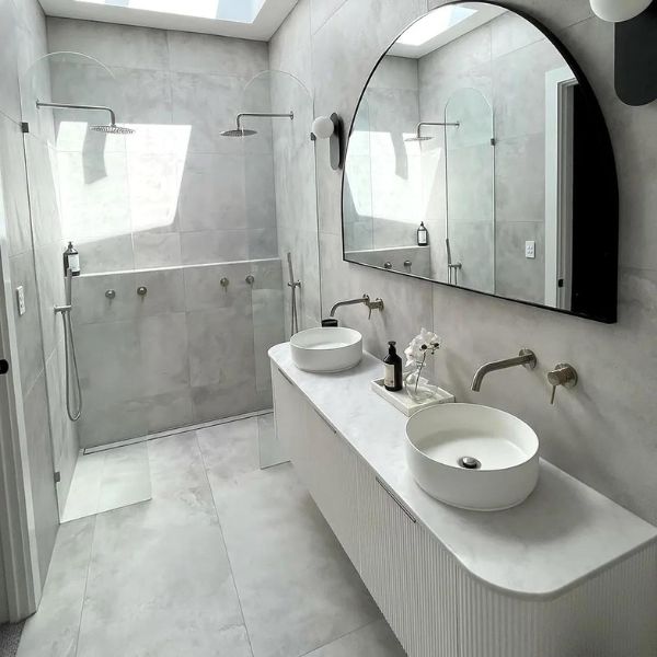 Otti Bondi Fluted Curved Wall Hung Vanity - White