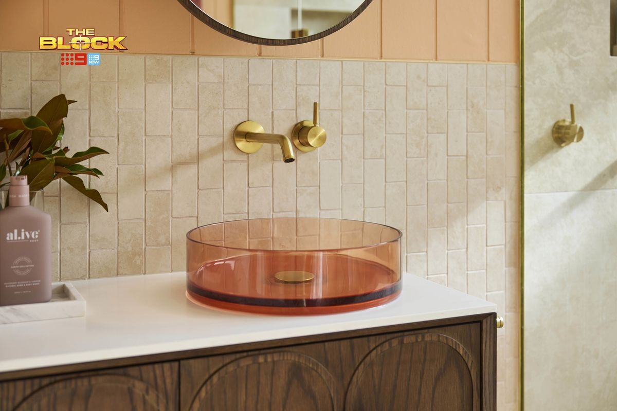 {"type":"root","children":[{"type":"paragraph","children":[{"type":"text","value":"The power of tiles"}]}]}