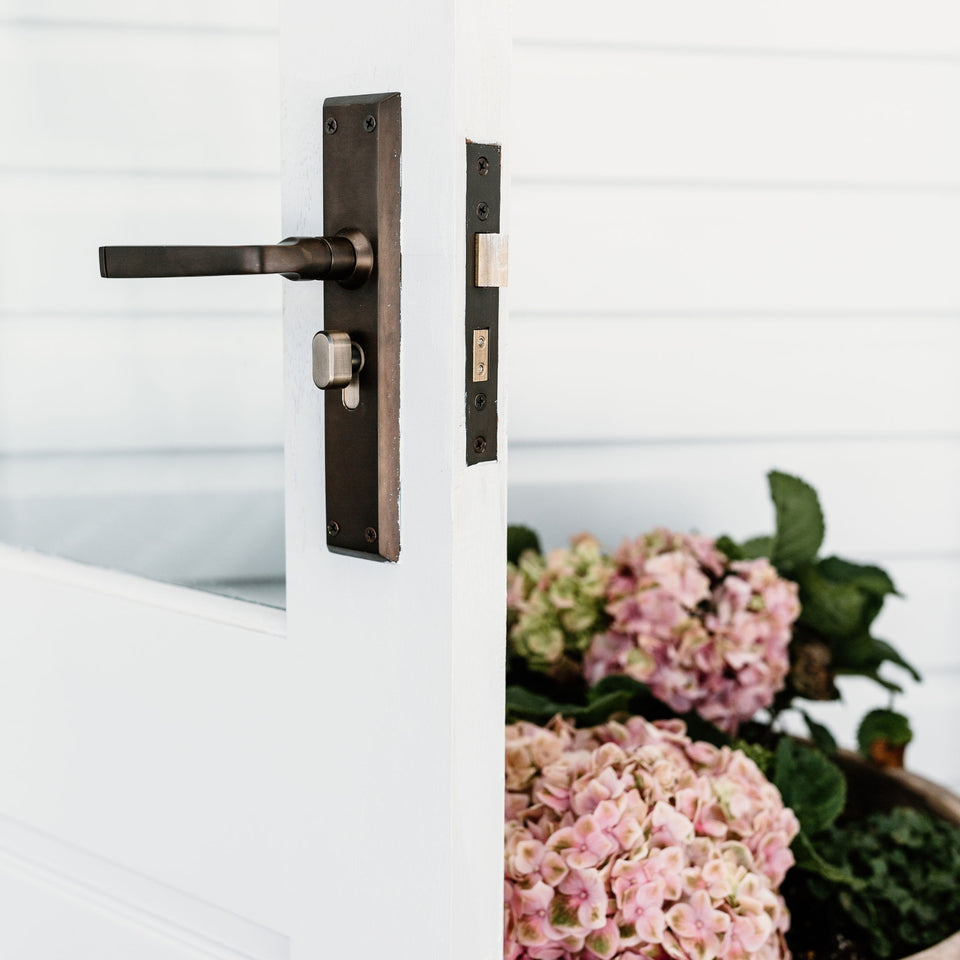 TradCo Menton Lever Long Backplate Entrance Set with High Security Lock Antique Brass