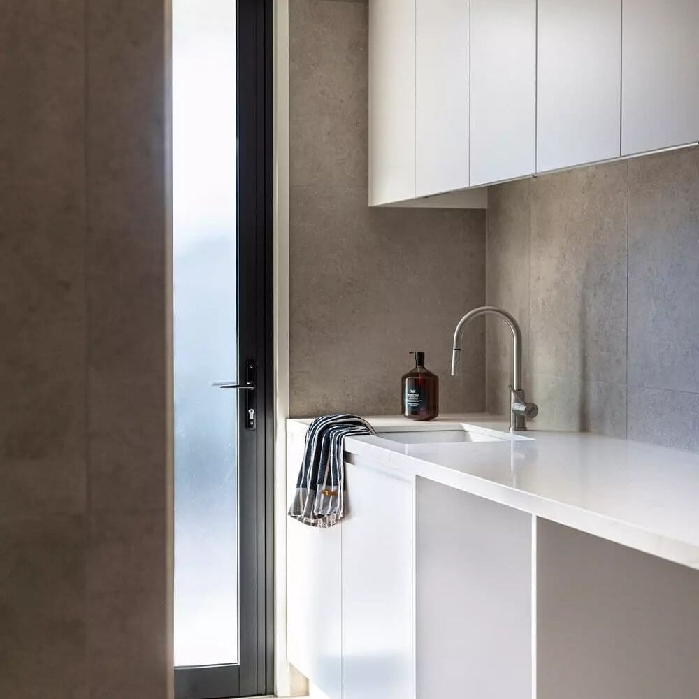 Lifestyle 10 Turner Hastings Cuisine 46 x 46 Inset/Undermount Fine Fireclay Sink CU46FS - The Blue Space