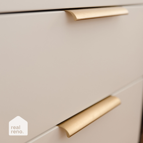 Momo Handles Ona Lip Pull Handle Dark Brushed Brass