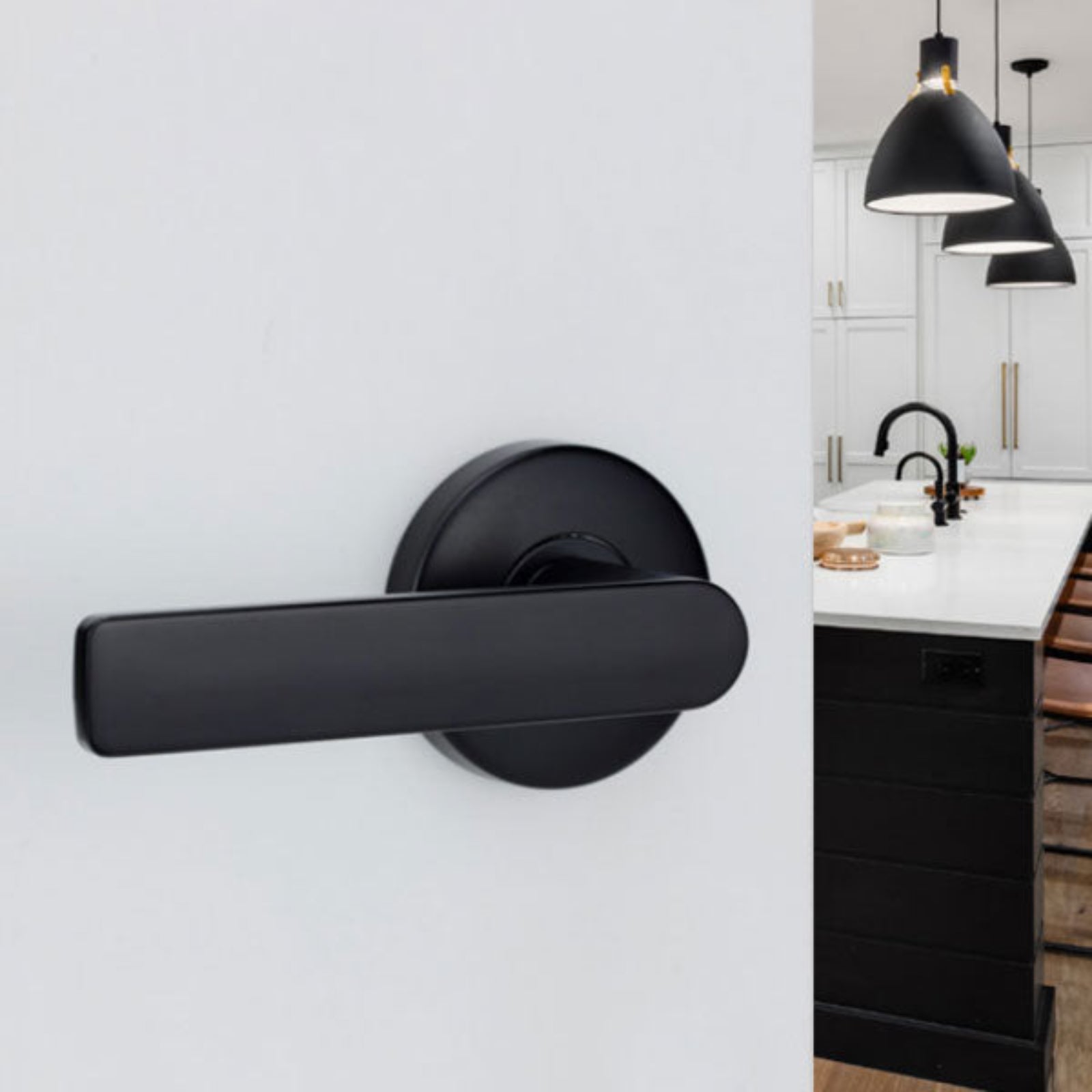 Lifestyle Lockwood Element L3 Velocity Privacy Lever Door Handle Set Large Round Rose Matte Black VEL2/L3MBK - The Blue Space
