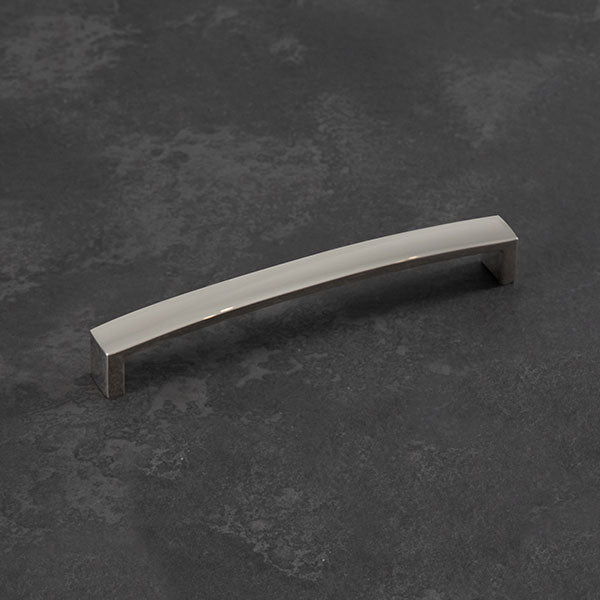 Momo Handles New Hampton D Handle 160mm Polished Nickel - The Blue Space
